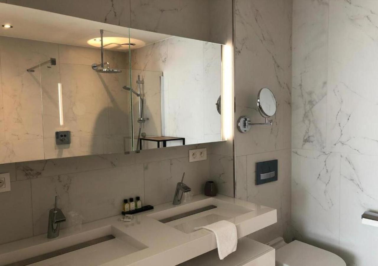 ميدل كيرك Acropolis - Luxury Appartments I Hotelservice And Parking المظهر الخارجي الصورة