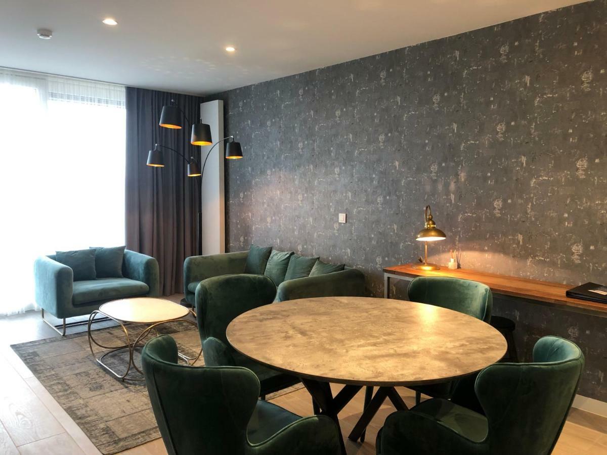 ميدل كيرك Acropolis - Luxury Appartments I Hotelservice And Parking المظهر الخارجي الصورة