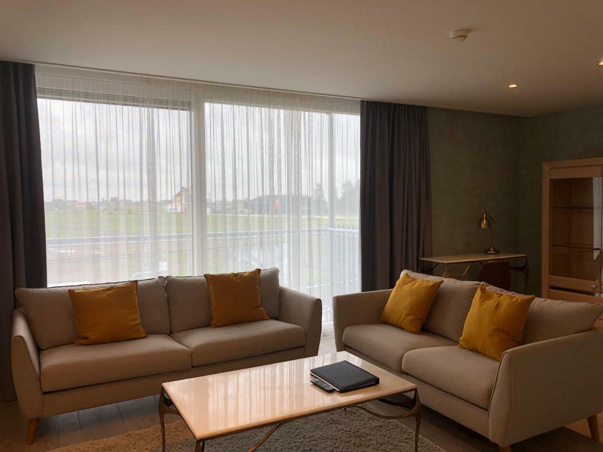 ميدل كيرك Acropolis - Luxury Appartments I Hotelservice And Parking المظهر الخارجي الصورة